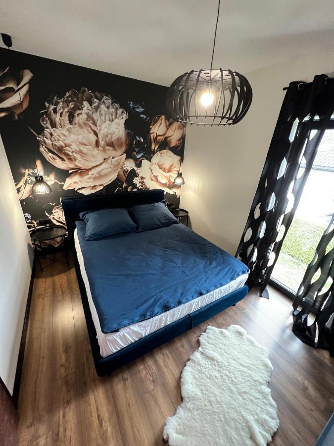 Silesia Apartments B129 อุสทรอน ภายนอก รูปภาพ